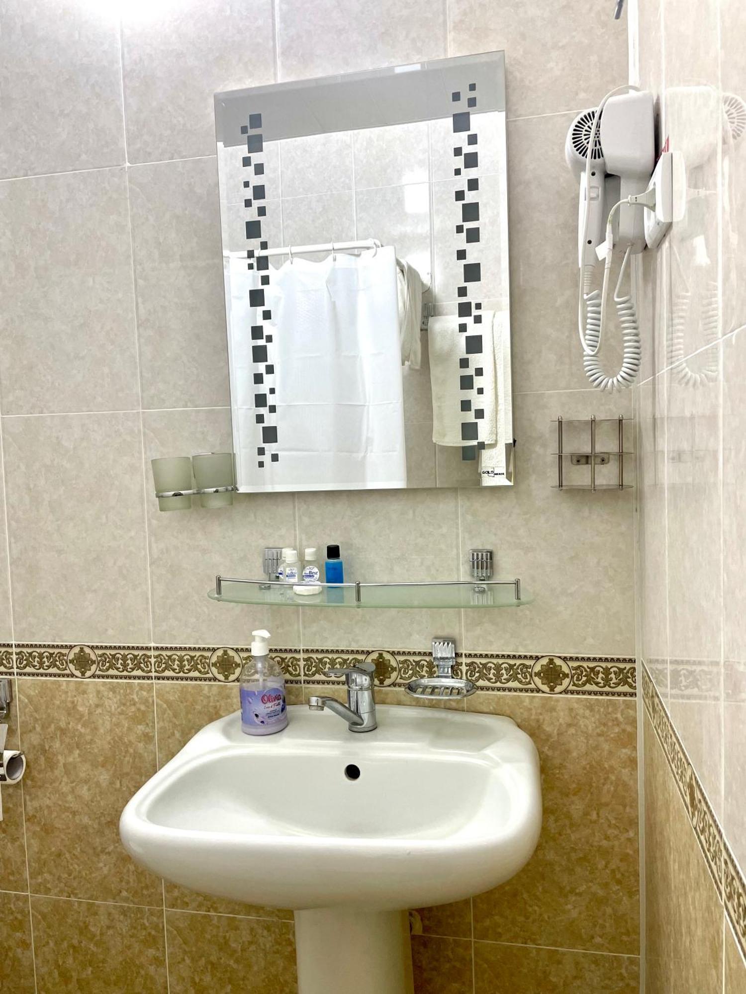 Asson Hotel Termez Buitenkant foto