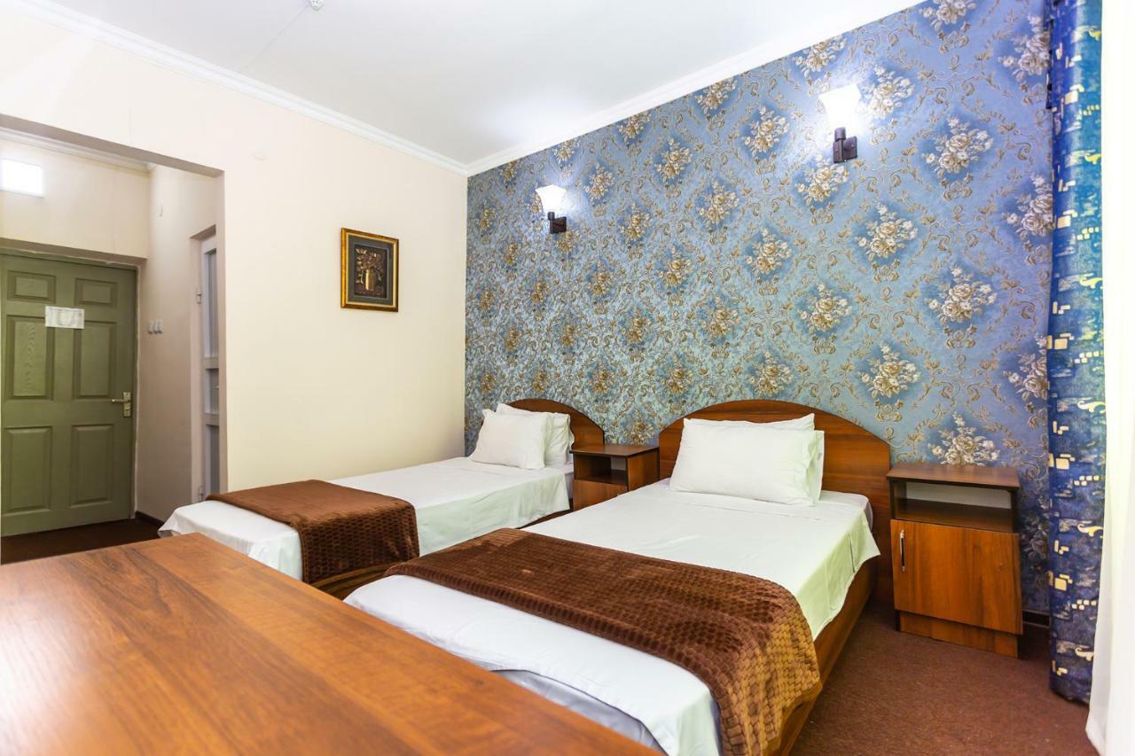 Asson Hotel Termez Buitenkant foto